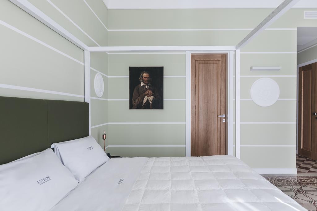Suite with Balcony